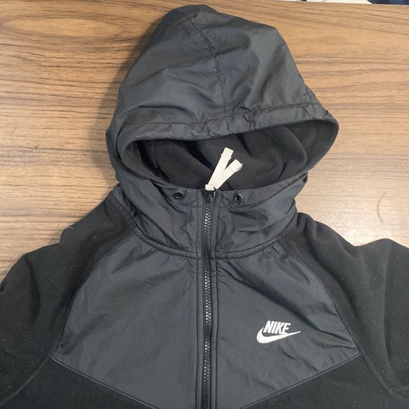 Nike embroidered logo fleece zipped hooded jacket - Picture 3 of 5